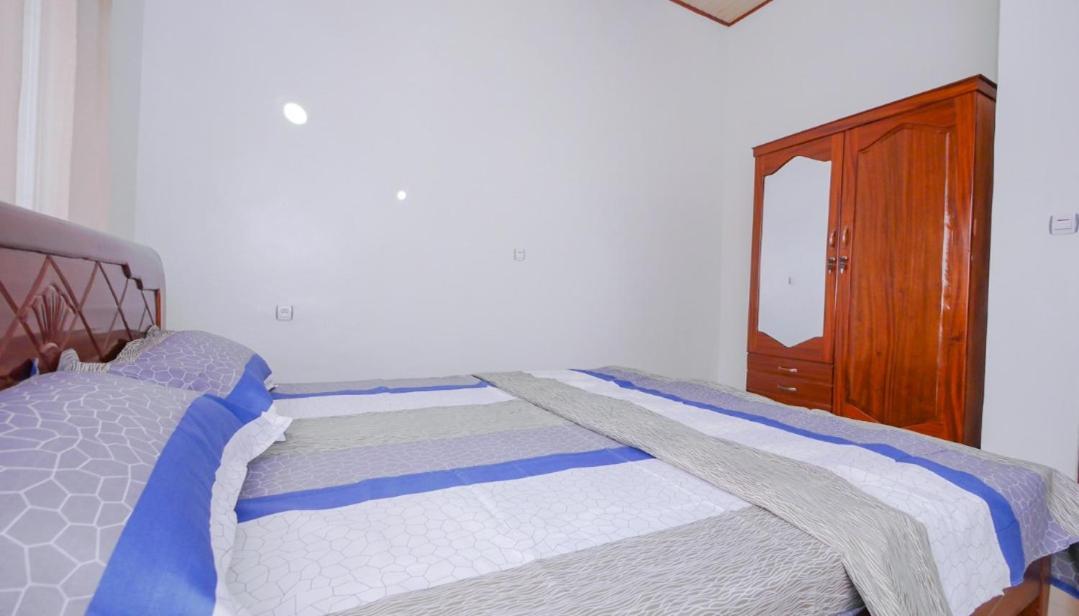 Da Vinci House Bed & Breakfast Kigali Exterior photo